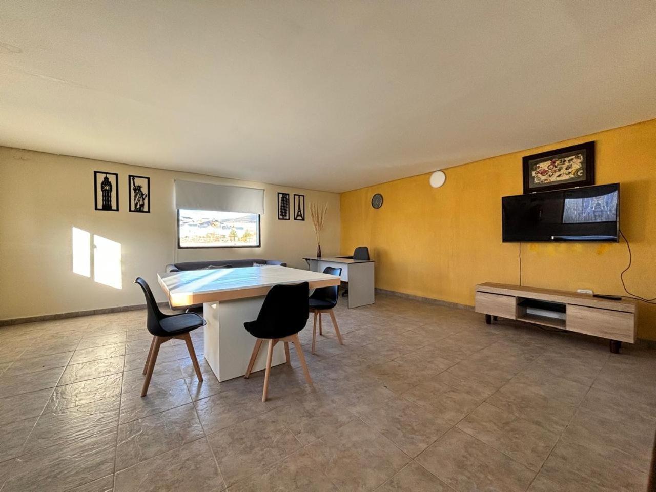 Terminal Suites El Calafate Esterno foto